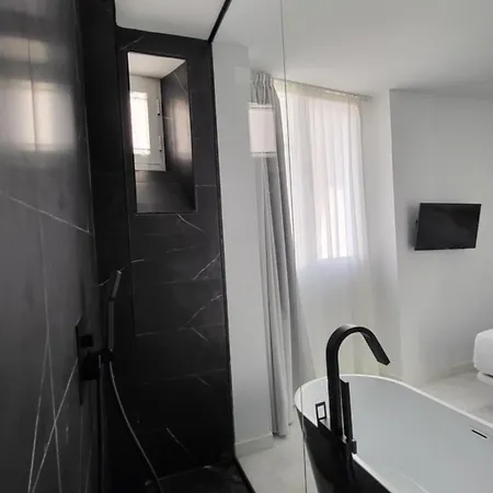 Rentalsevilla Real De La Carreteria Apartamento